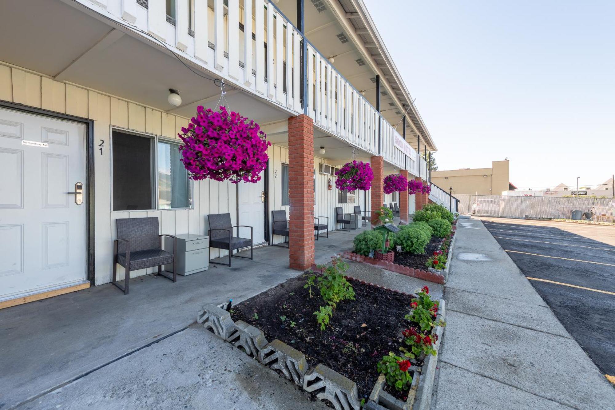 5000 Motel Penticton Dış mekan fotoğraf